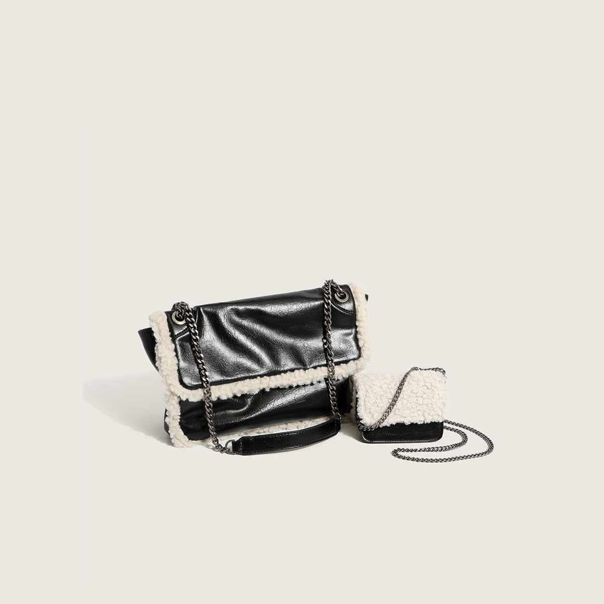 Women’s Faux Lamb Fur Chains Flap Shoulder Bags in Black image 3