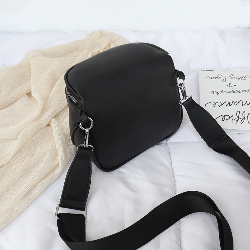 Women’s Black Studded Wristlet Boxed Zipper Crossbody Fanny Packs image 2