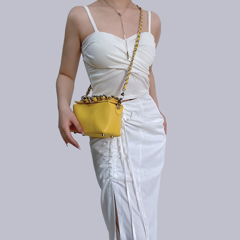 Women’s Chains Leather Shoulder Bags image 4