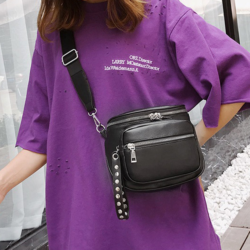 Women’s Black Studded Wristlet Boxed Zipper Crossbody Fanny Packs image 6