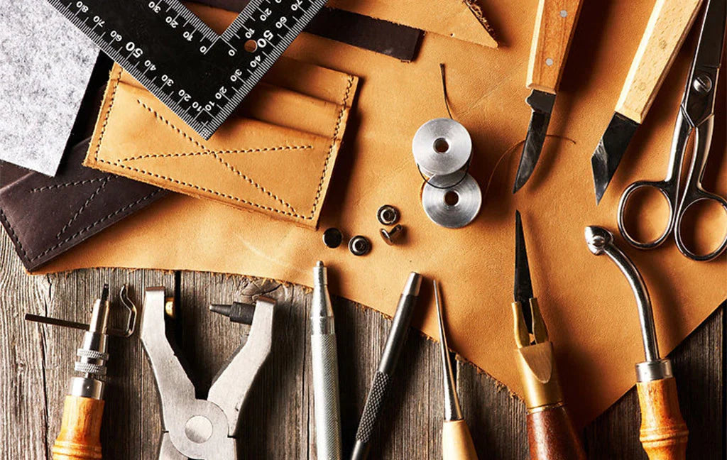 Working with Leather - Leather Types, Basic Techniques and Tools