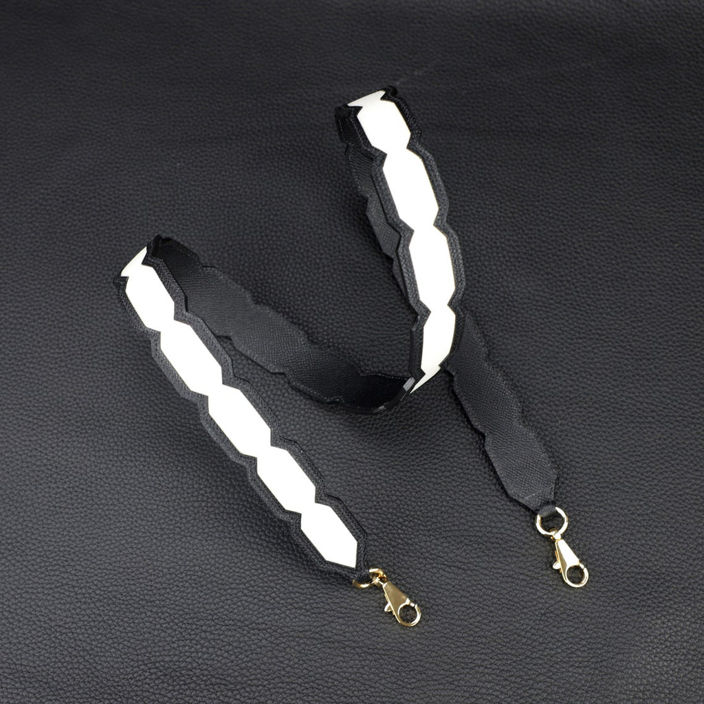 Artisanal Black & White Epsom Leather Bandoulière: Hand-Stitched Detachable Crossbody/Shoulder Strap