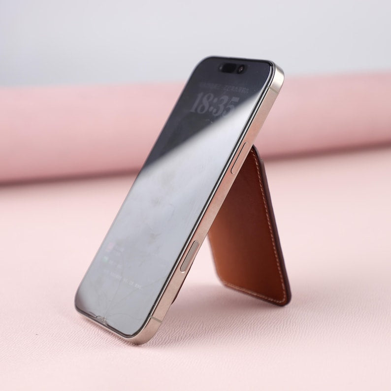 Porte-cartes MagSafe en veau Swift coloris Gold.Cheval MagSafe card holder,Magnetic Phone Card Holder Kickstand Slim Matte Card Bag