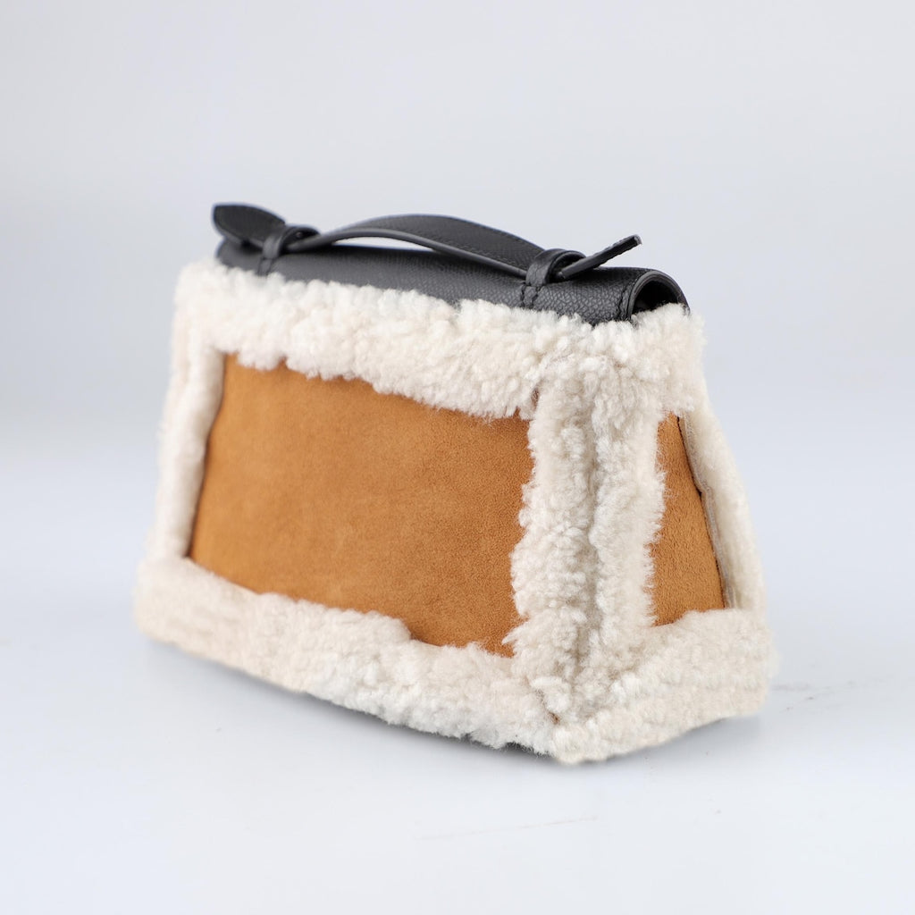 TEDDY HONEY Crafted from plush shearling, Teddy cover offers a soft and cozy feel. customize Fit to Kelly handbag, Birkin handbag