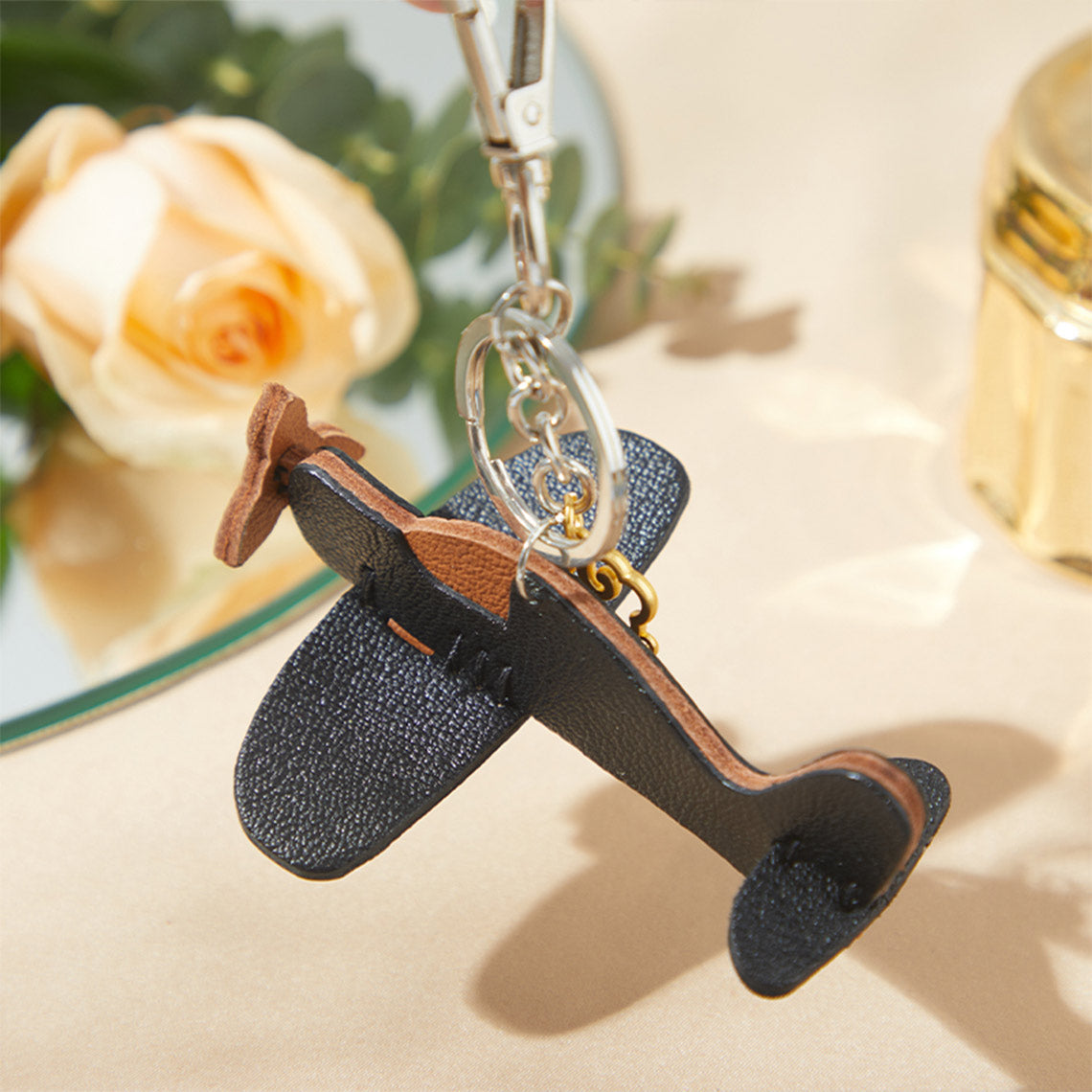 Leather Keychain Cute Design | Aircraft Keychain in Black - Wirkin®