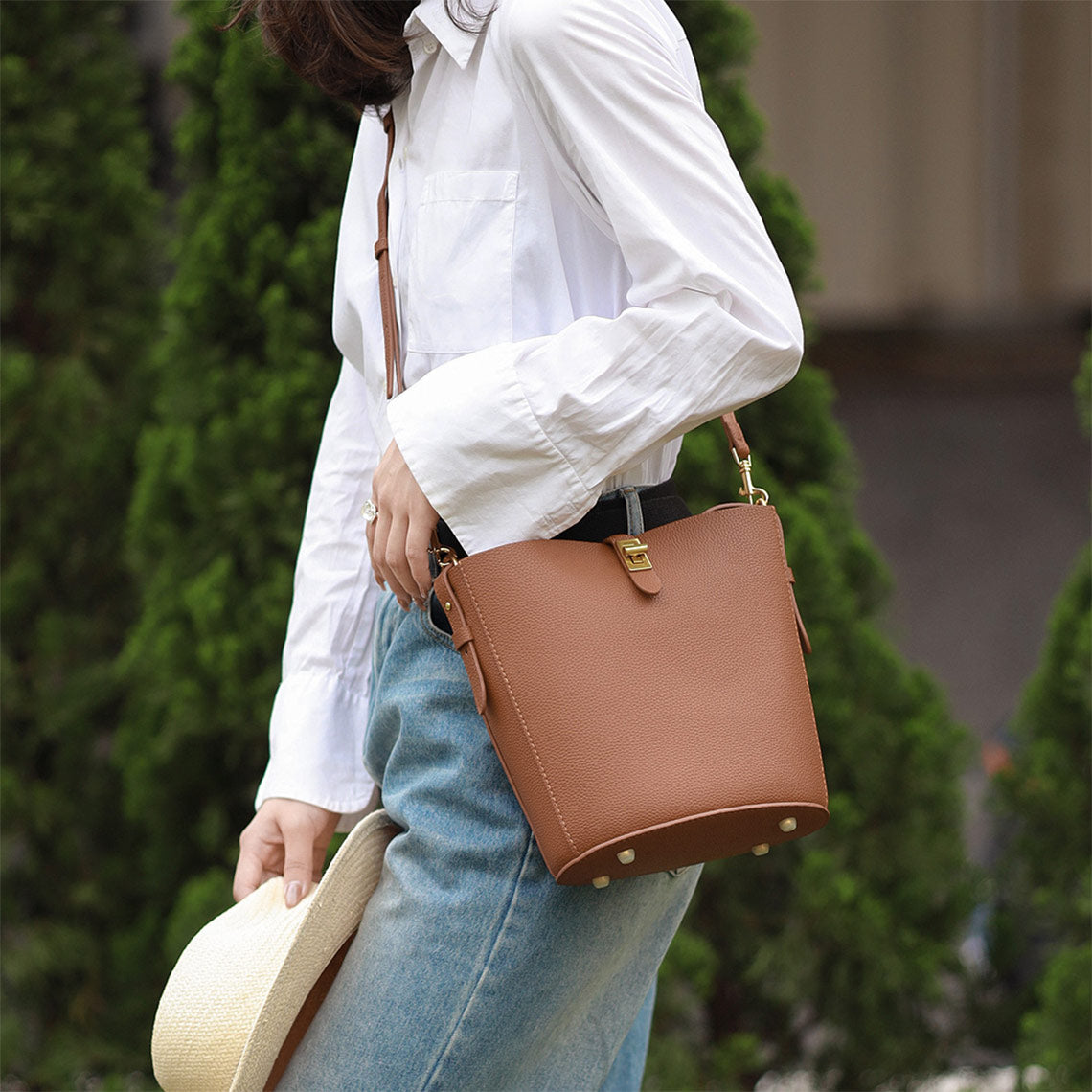 Large Brown Bucket Tote Bag with Crossbody Strap - Wirkin™