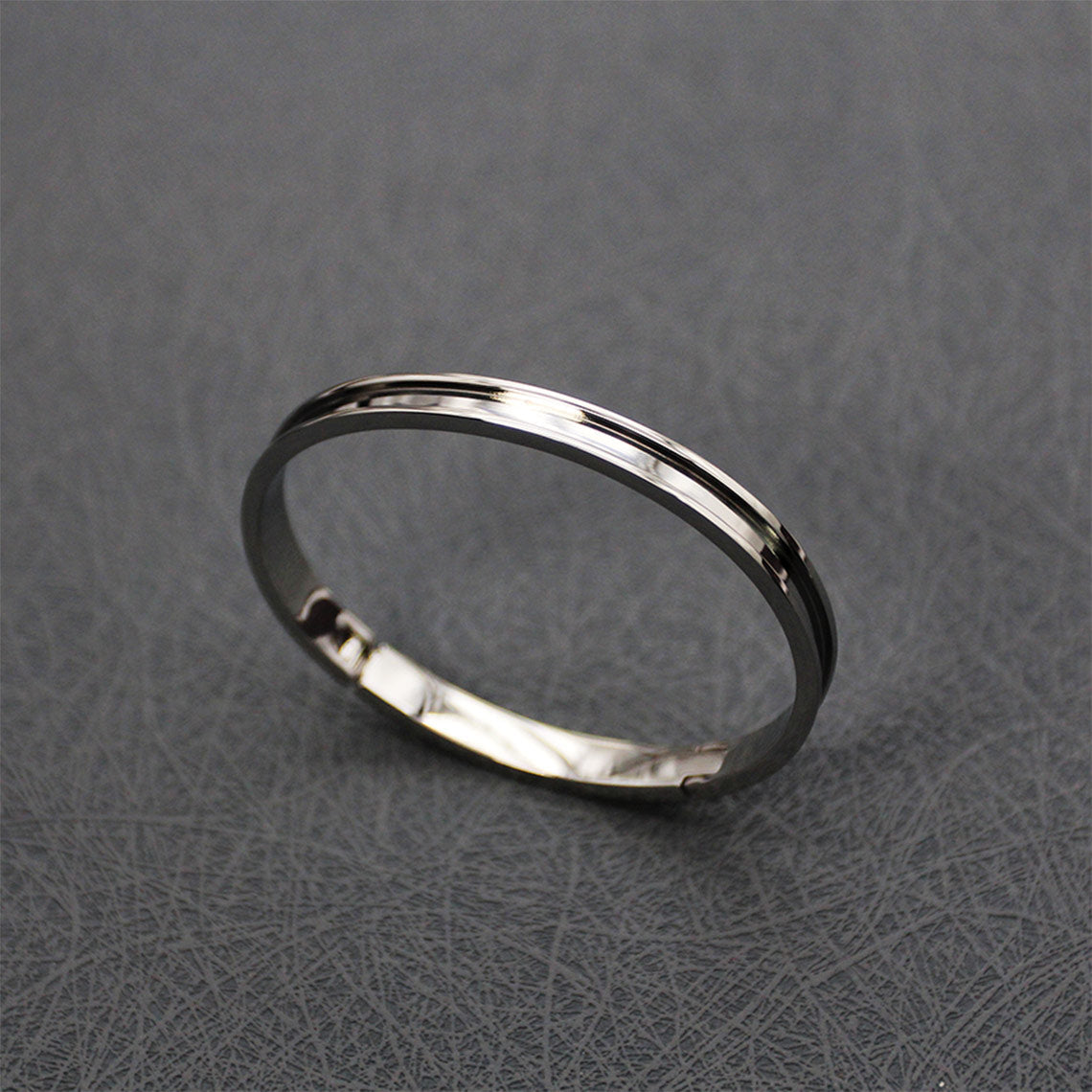 Silver Bracelet for Women | Silver Stainless Steel Bracelet - Wirkin®
