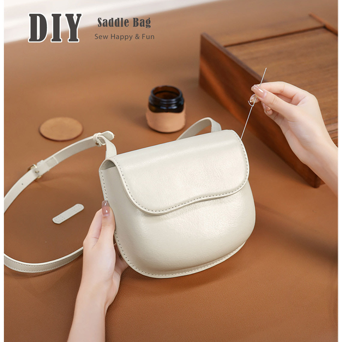 Simple Saddle Bag Design | White Leather Saddle Bag Handewing Project - Wirkin®