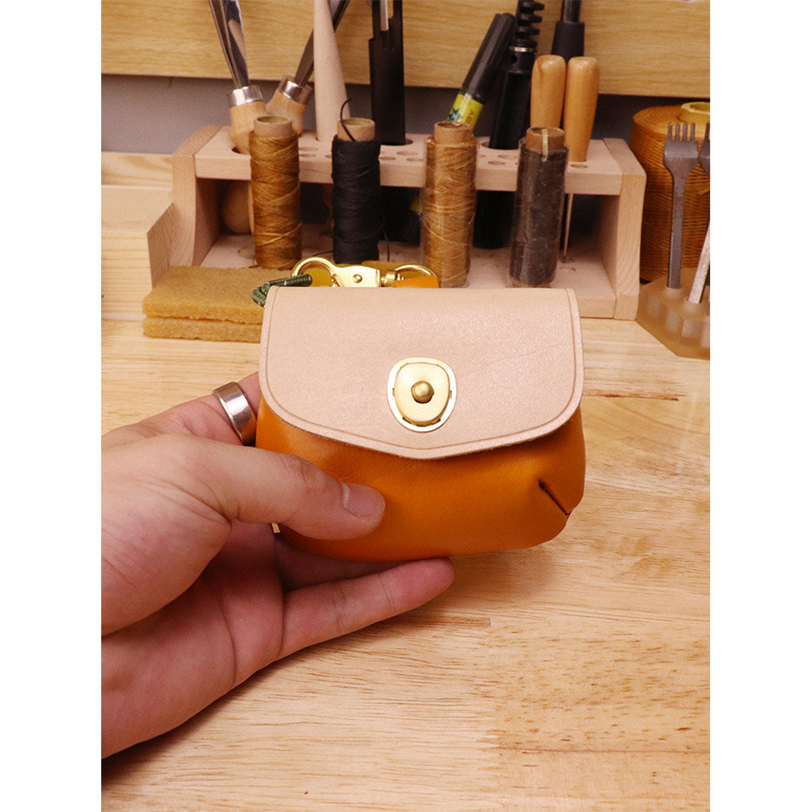 Leather Bi-color Coin Purse Airpods Holder
