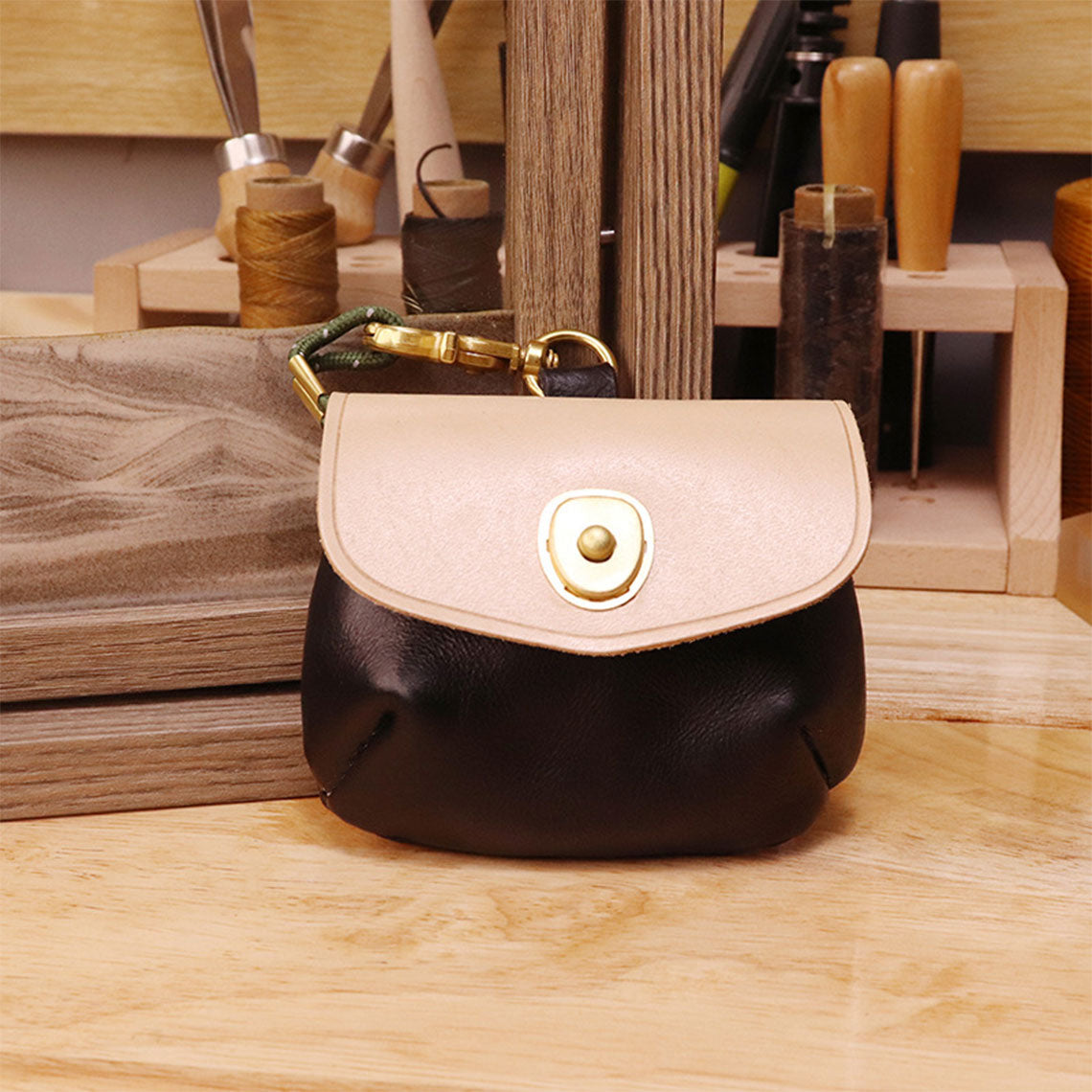 Leather Bi-color Coin Purse Airpods Holder