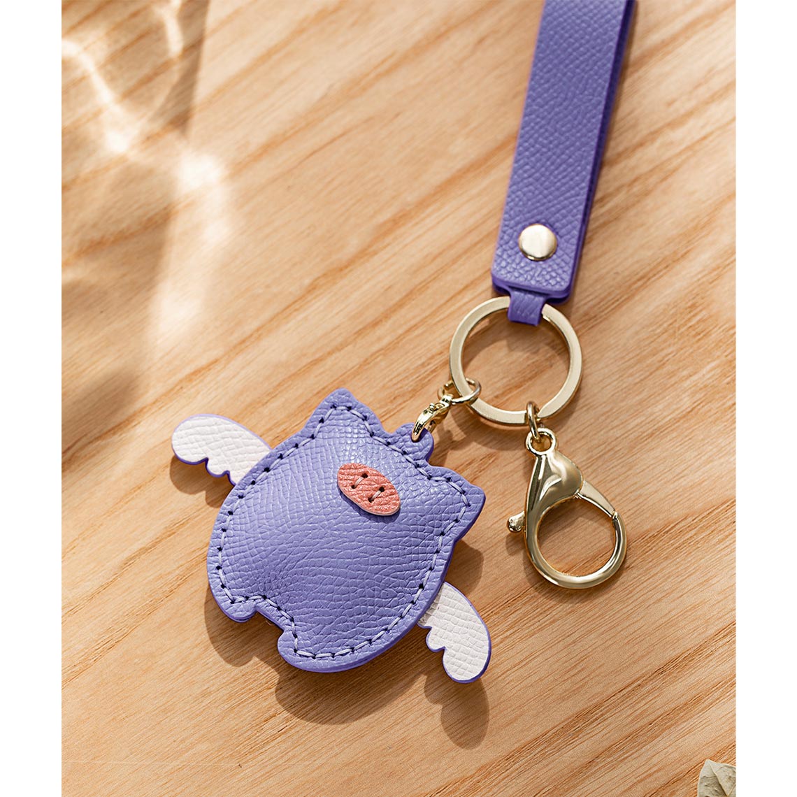 Wirkin® Leather Flying Pig Keychain DIY Kit