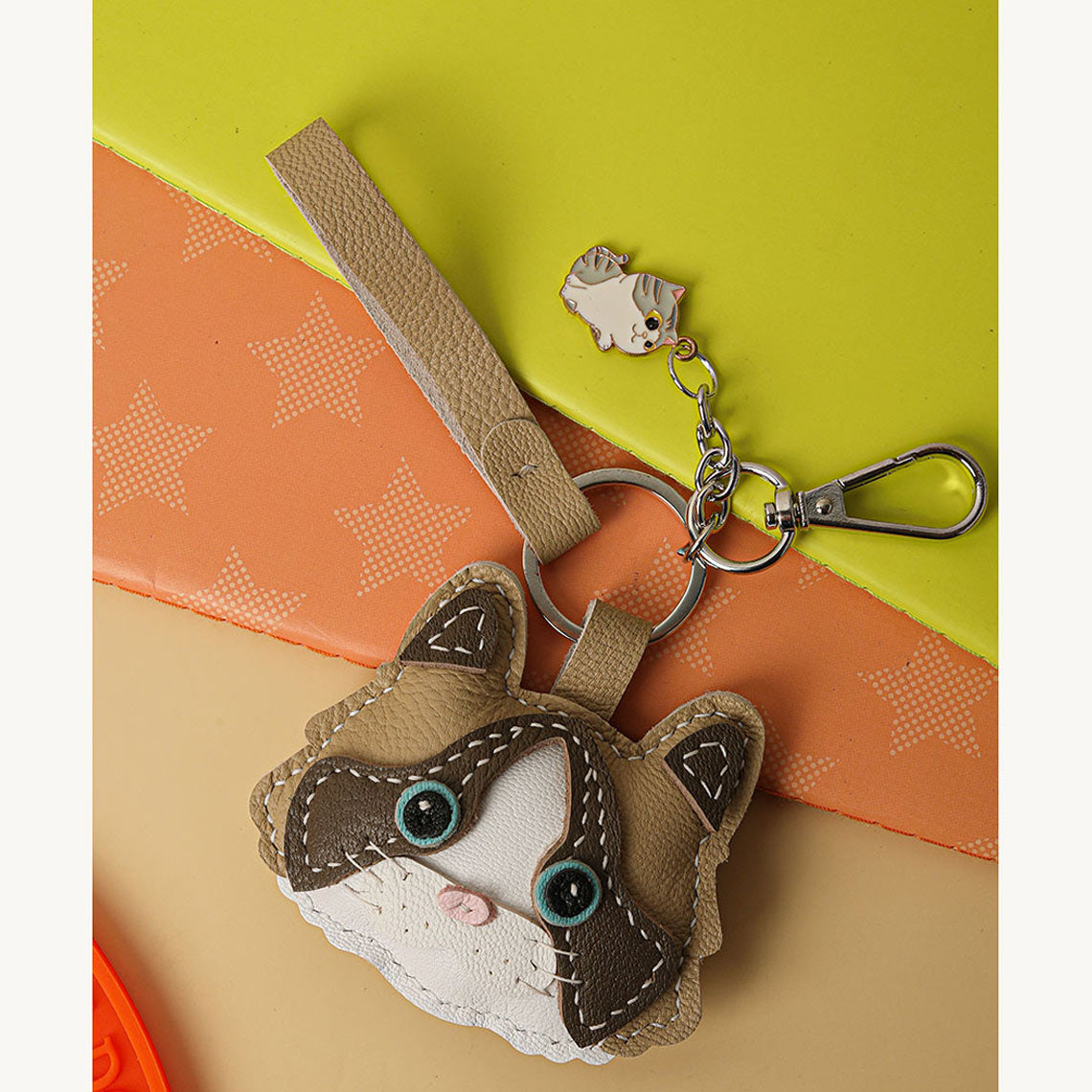 Cute Cat Leather Keychain Charm | Easy DIY Keychain Kit for Beginners - Wirkin®