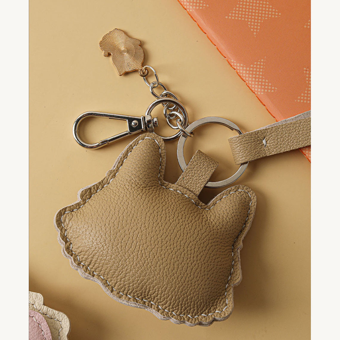 Wirkin® Sheep Leather Little Cat Keychain DIY Kit