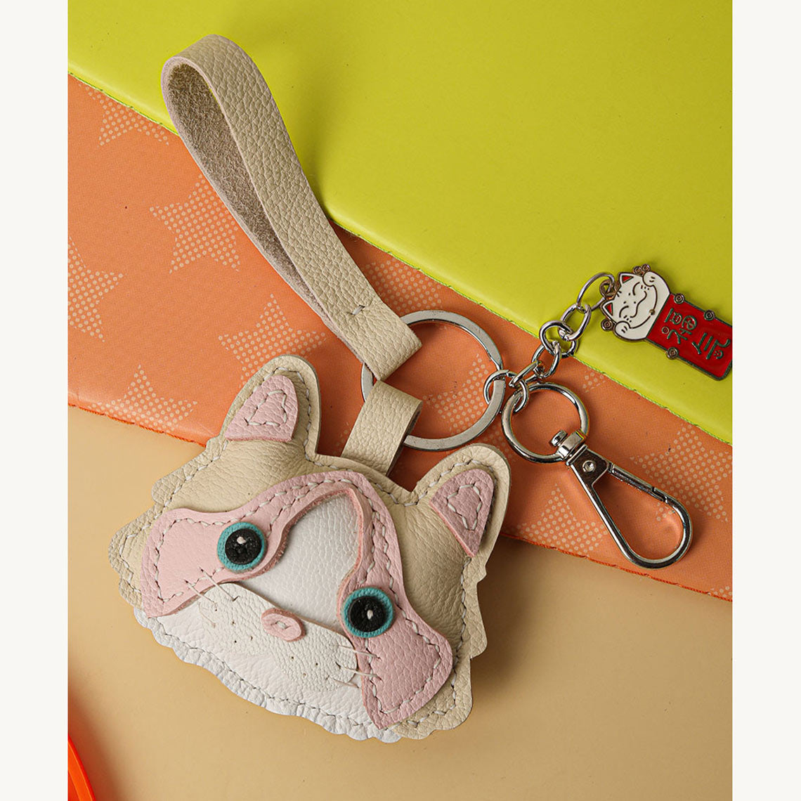 Wirkin® Sheep Leather Little Cat Keychain DIY Kit