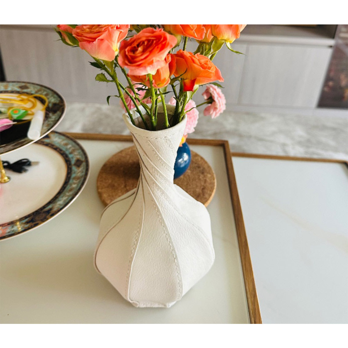 White Sheepskin Leather Vase | Simple Homemade Leather Project - Wirkin®