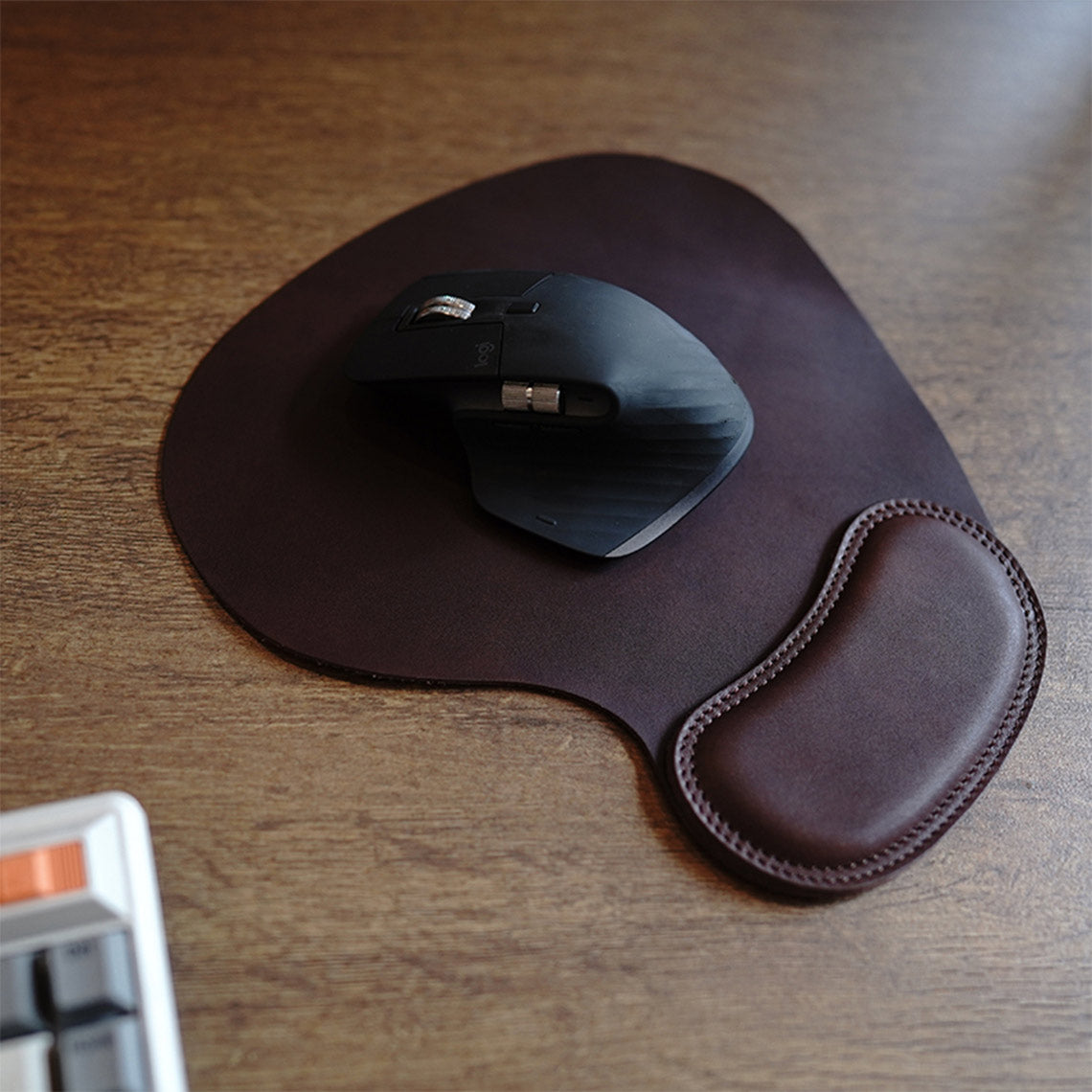 Dark Brown Leather Mouse Pad with Wrist Rest - Wirkin®