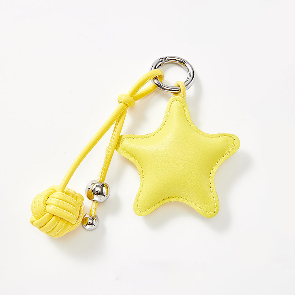 Handmade Leather Star Keychain Pendant – Cute Creative Bag Charm for Bags and Backpacks