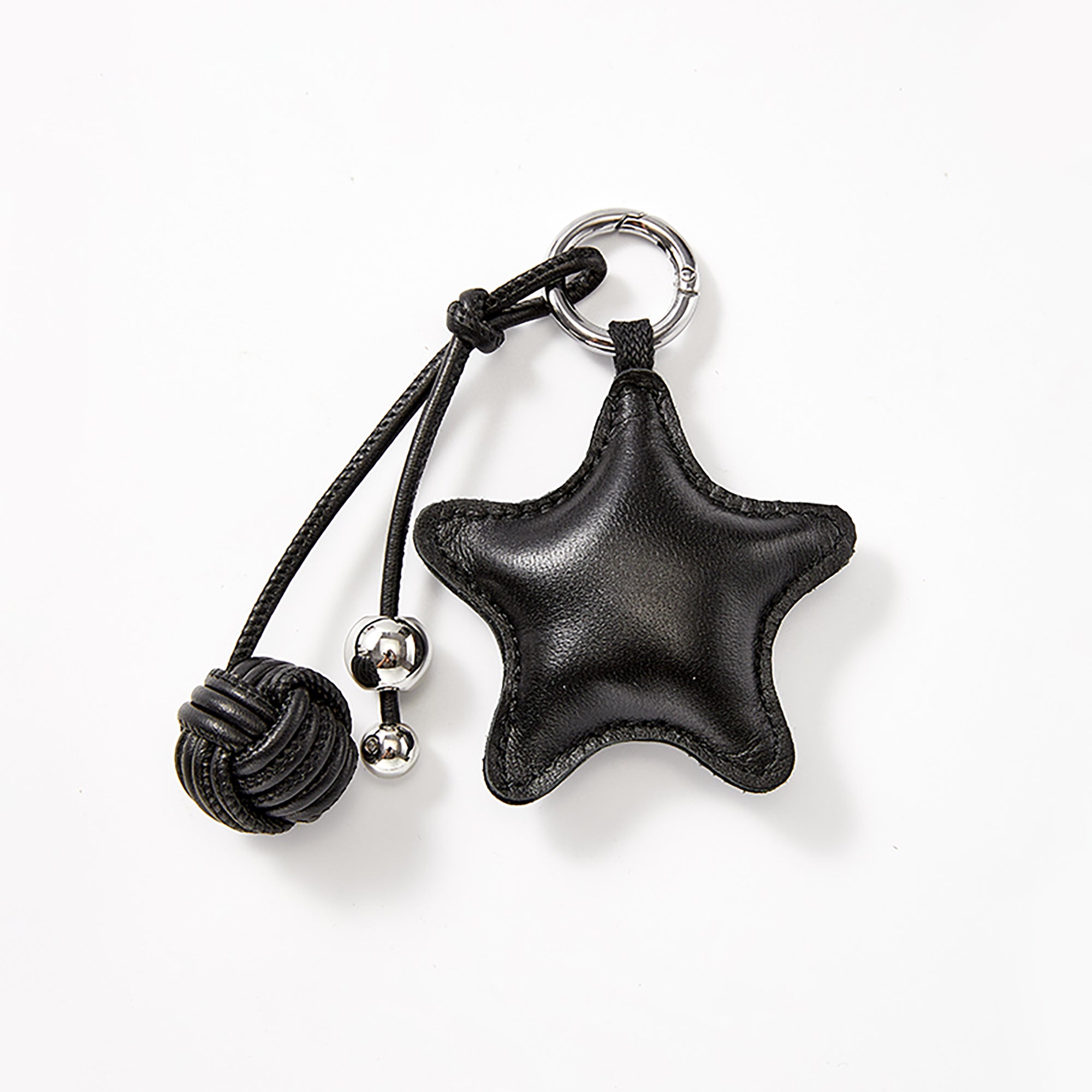 Handmade Leather Star Keychain Pendant – Cute Creative Bag Charm for Bags and Backpacks