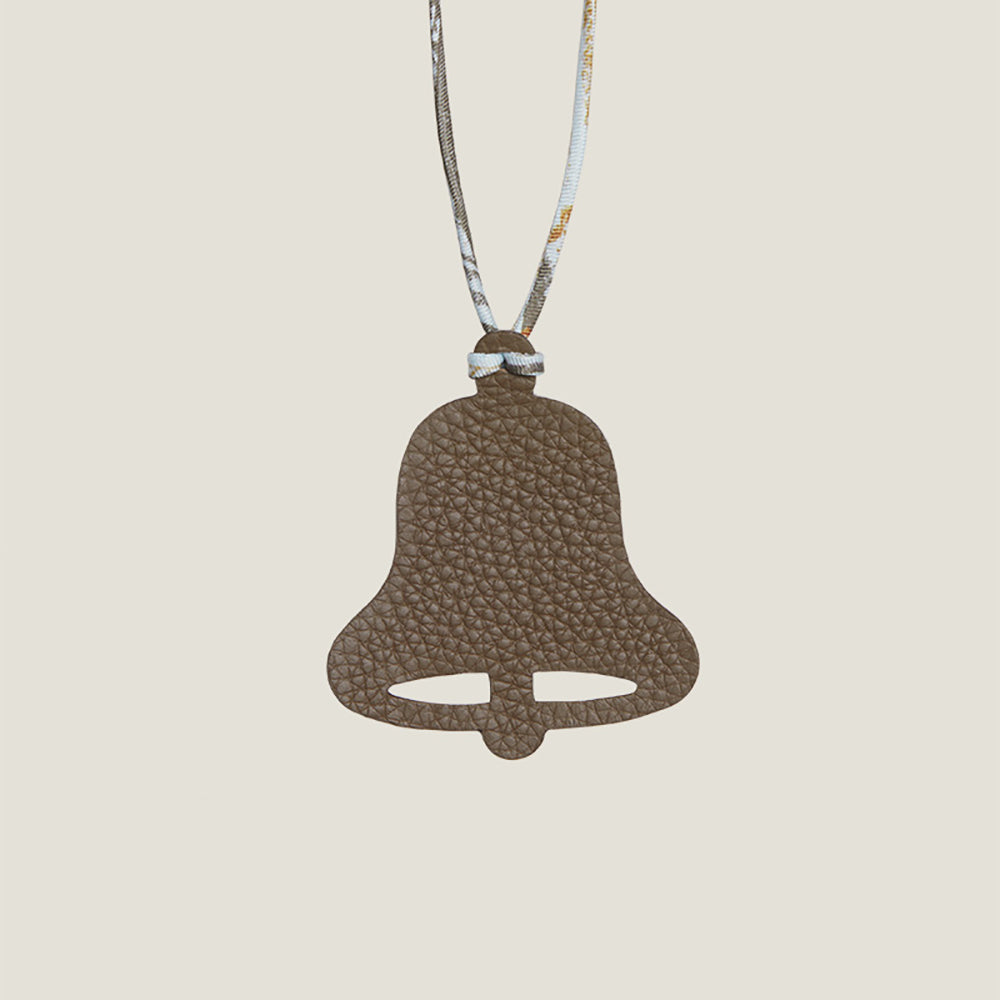 Handmade Leather Cute Animal Silhouette Car Pendant – Luxury Chic Hanging Ornament, Playful Design for Car or Bag