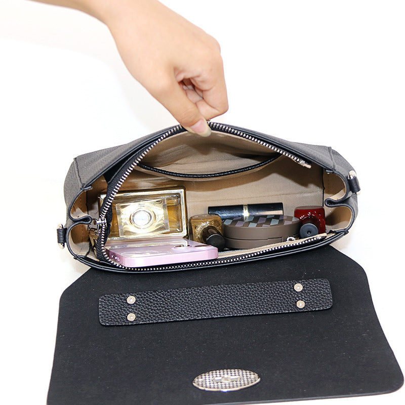Women’s Black Genuine leather Vintage Flap Chain Crossbody Chain Handbags image 4
