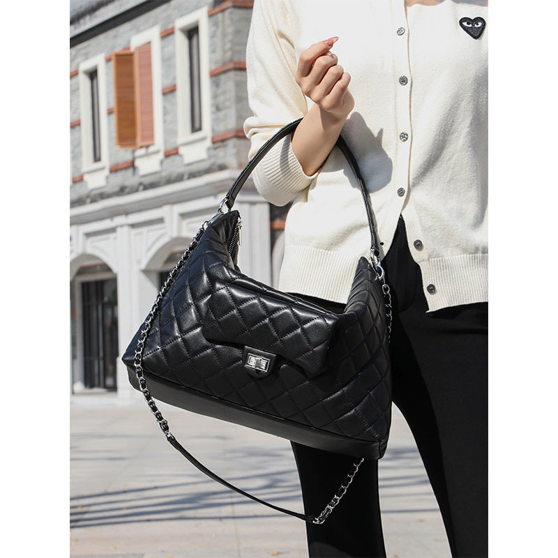Women’s Black Leather Hobo Quilted Crossbody Chain Tote Bag image 5