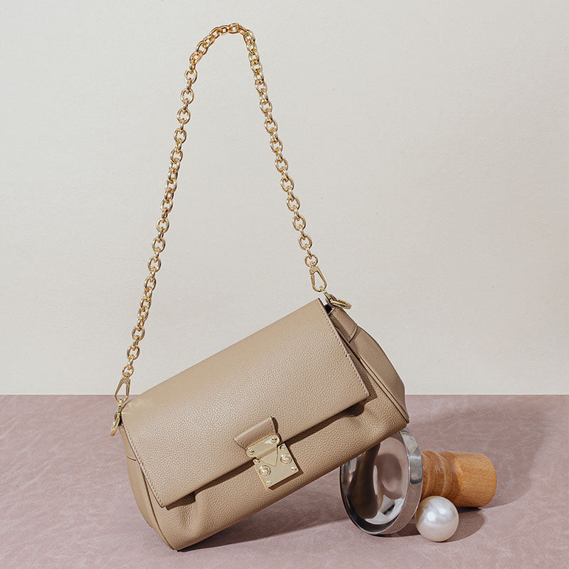 Women’s Genuine Leather Minimalist Flap Magnetic Closure Crossbody Shoulder Chain Bag image 5