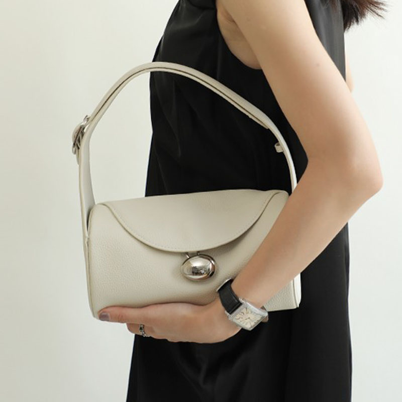 Women’s Genuine Leather Minimalist Round Cylinder Shoulder Bag image 8