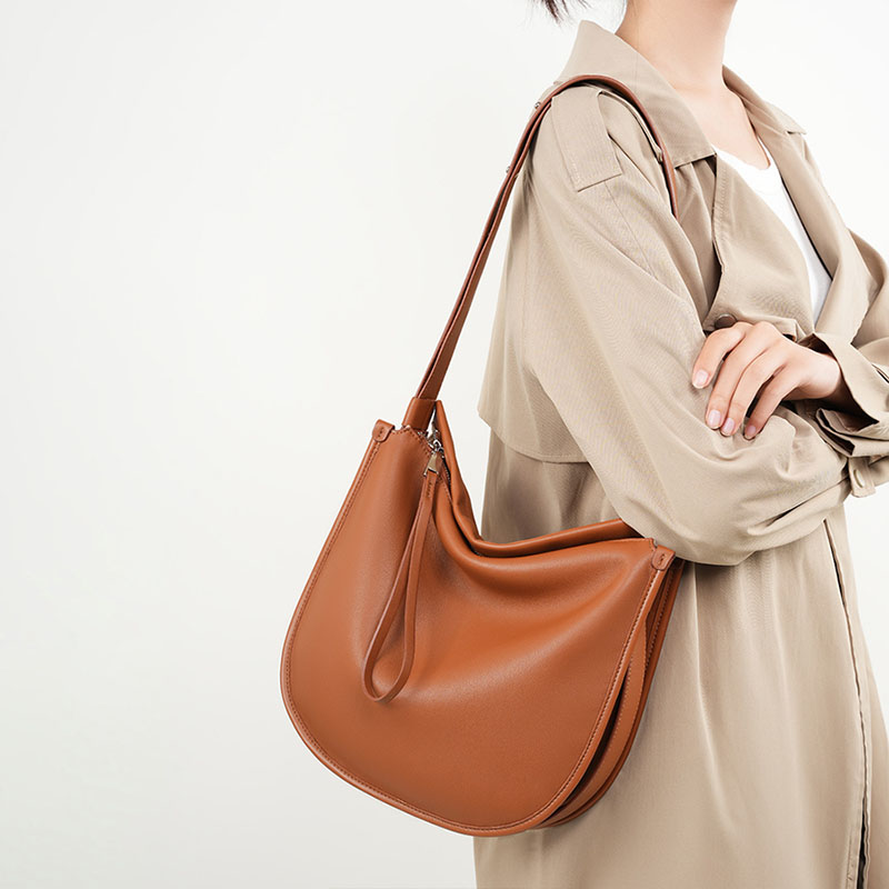 Women’s Genuine Leather Minimalist Shoulder Crossbody Hobo Tote Bag image 4