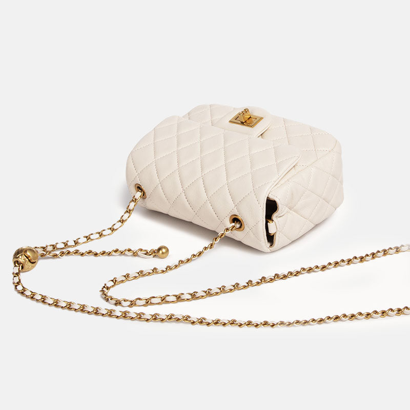 Women’s Genuine Leather Quilted Lock Crossbody Chain Bag image 4