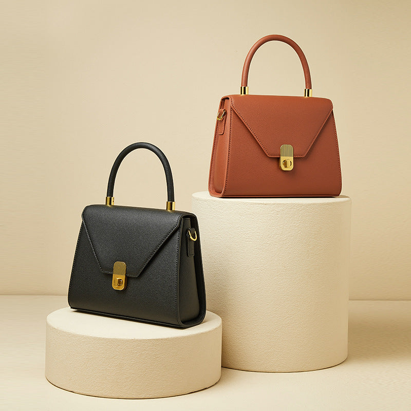 Women’s Minimalism Envelope Flap Handbag in Genuine Leather image 9