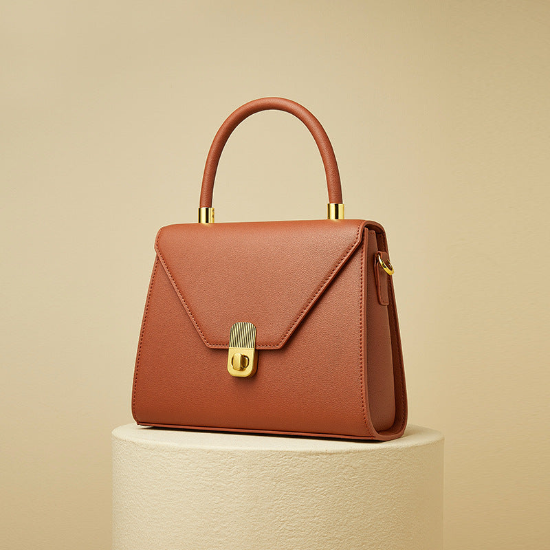 Women’s Minimalism Envelope Flap Handbag in Genuine Leather image 6