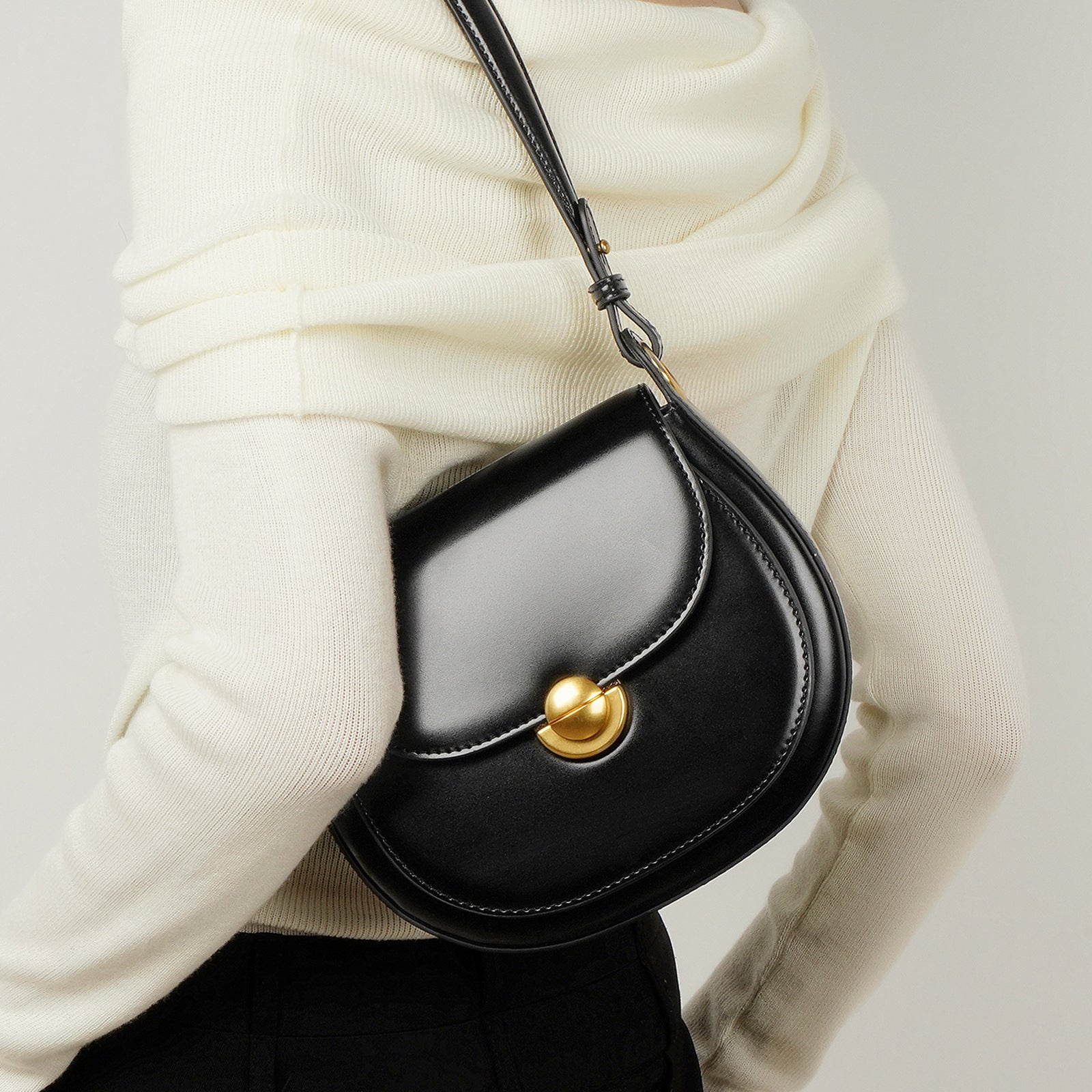 Women’s Minimalist Genuine Leather Crossbody Saddle Bag image 2