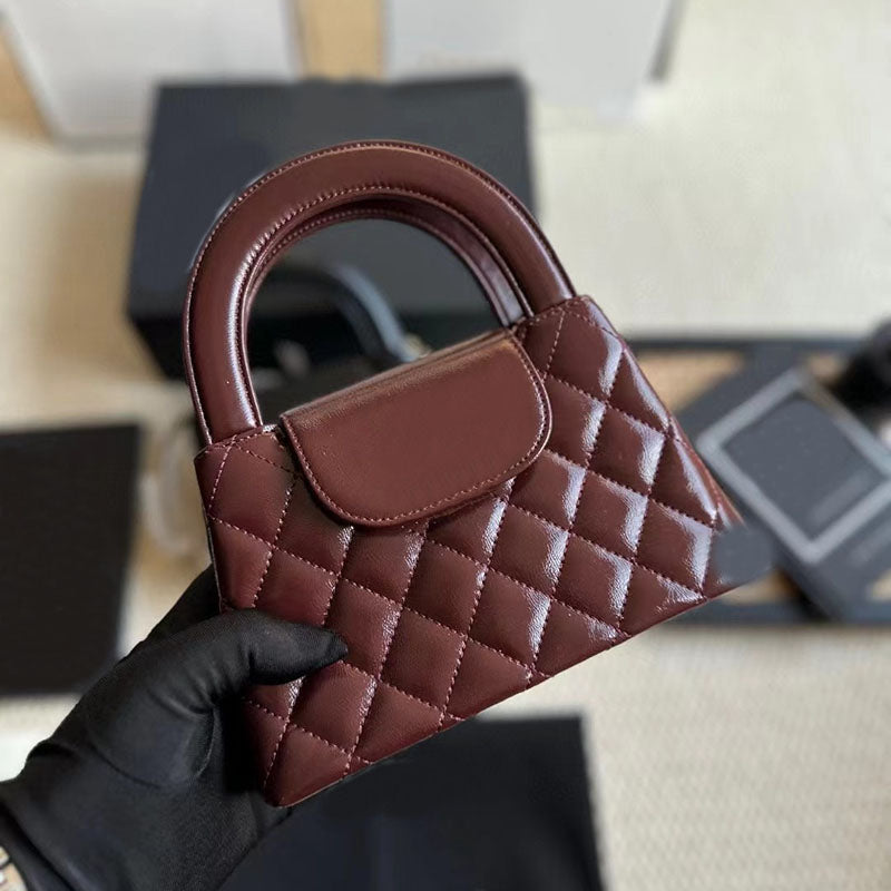 Women’s Minimalist Genuine Leather Quilted Chain Lock Crossbody Handbag image 11