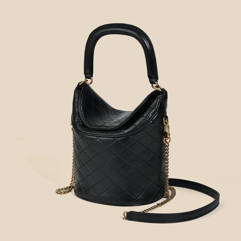 Women’s Minimalist Leather Crossbody Chain Quilted Bucket Bag image 3