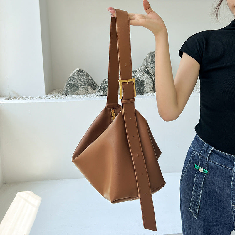 Women’s Minimalist Leather Zip-Top Hobo Shoulder Bag image 5