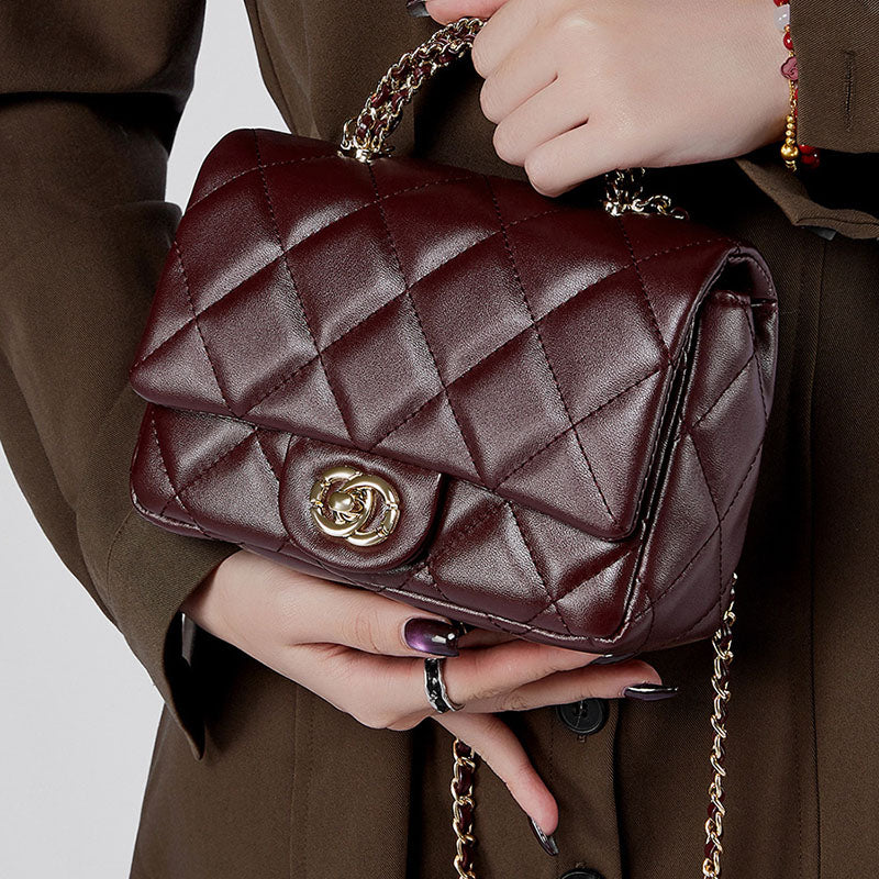 Women’s Minimalist Quilted Genuine Leather Crossbody Chain Top Handle Bag In Gold Hardware image 7