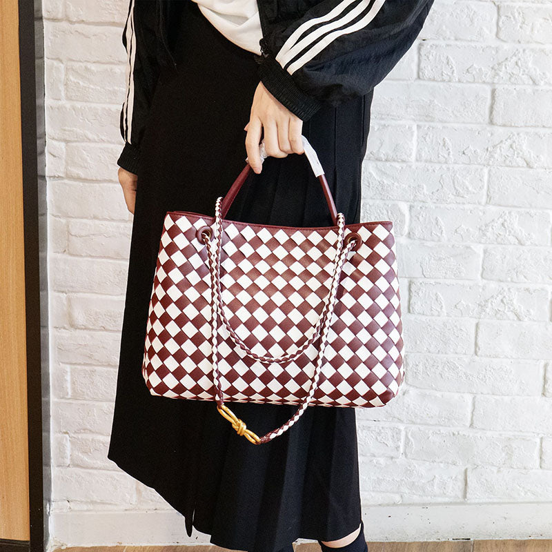 Women’s Minimalist Quilted Genuine Leather Rope Buckle Crossbody Tote Bag image 6