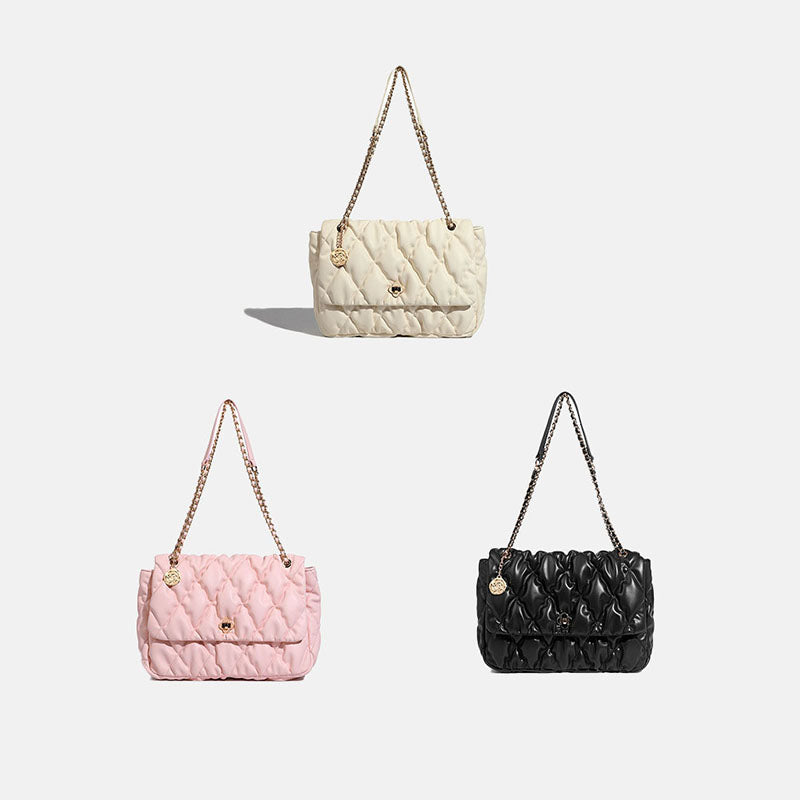 Women’s Quilted Chain Strap Pleated Crossbody Bag image 5