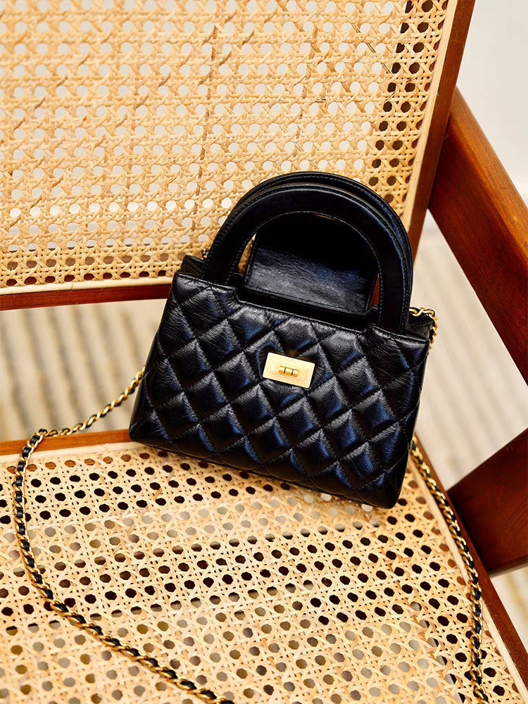 Women’s Small Black Genuine Leather Quilted Crossbody Chain Handbag image 3