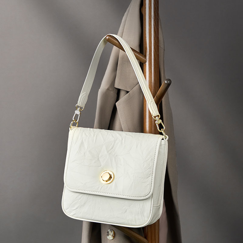 Women’s Vintage Genuine Leather Foldover Flap Crossbody Shoulder Bag image 2