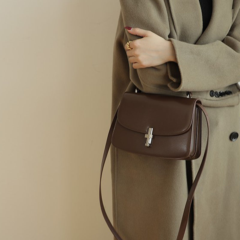 Women’s Vintage Genuine Leather Lock Buckle Crossbody Shoulder Handbags image 3