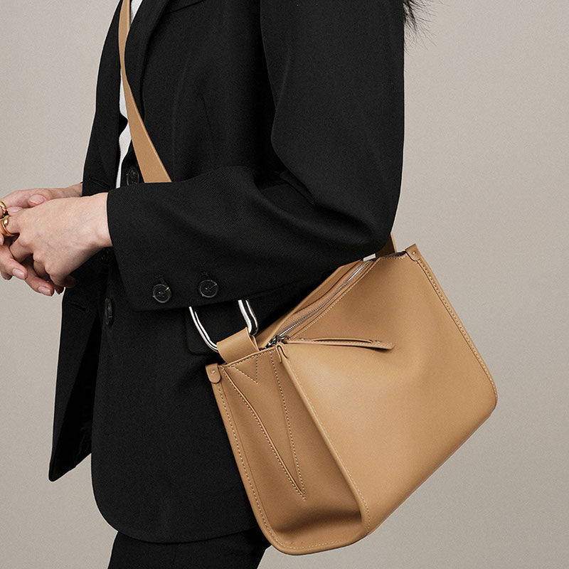 Women’s Vintage Genuine Leather Pillow Shape Zipper Crossbody Shoulder Bag image 4