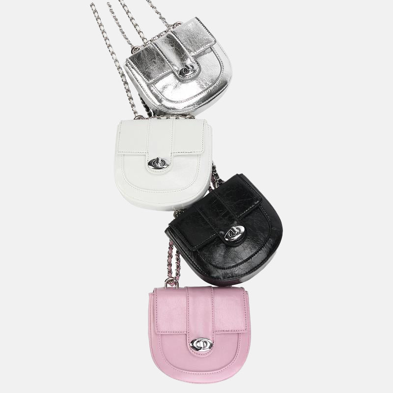 Women’s Vintage Leather Saddle Chain Strap Lock Closure Bag image 9