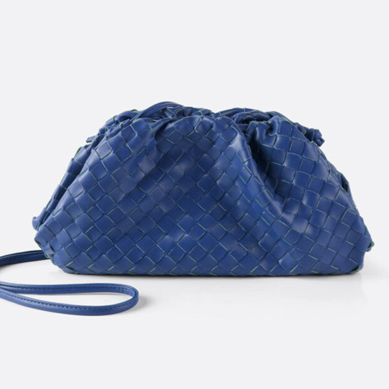 Women’s Woven Cloud Shape Shoulder Crossbody Clutch Bag image 9