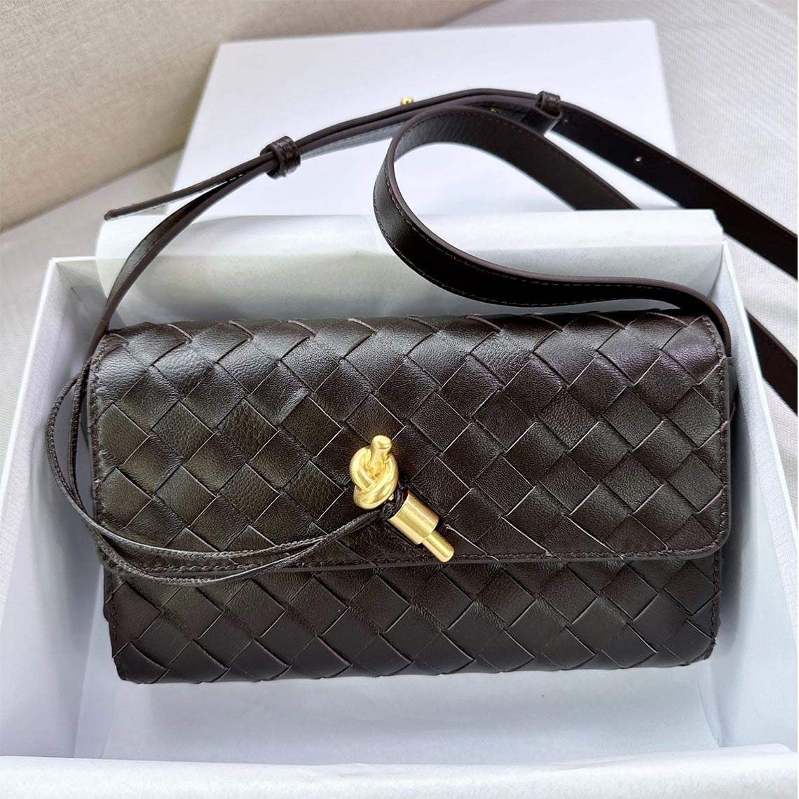 Brown Leather Bag for Women - Wirkin®