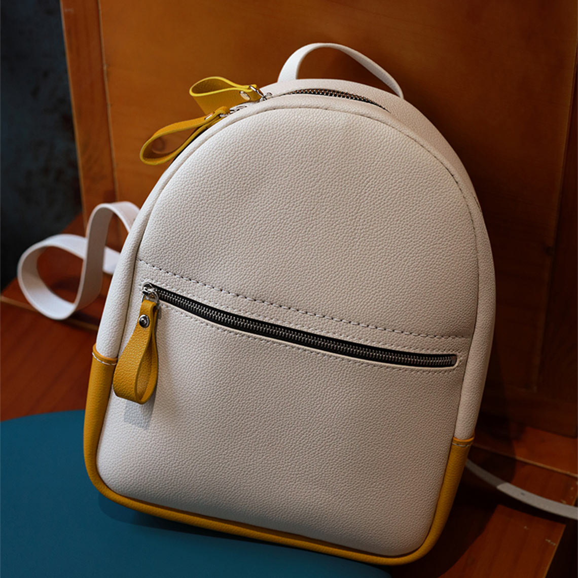 Wirkin™ Rabbit Handmade Leather Backpack Bag | White