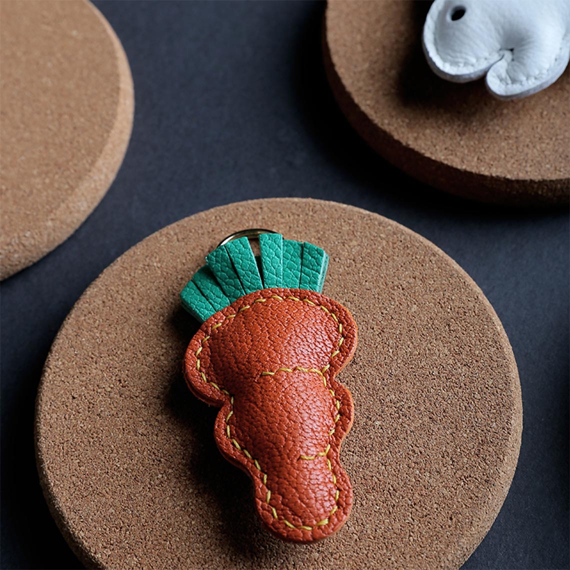 Cute Carrot Bunny Ornament Charm | DIY Gift Ideas for Bunny Rabbit Lovers - Wirkin™ DIY Leathercrafts