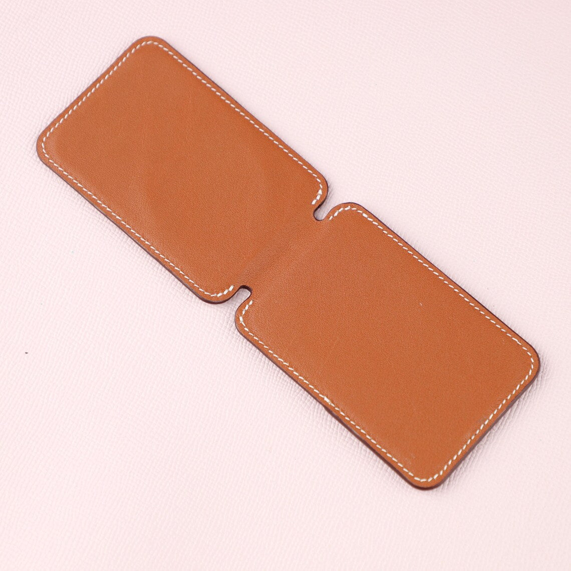 Porte-cartes MagSafe en veau Swift coloris Gold.Cheval MagSafe card holder,Magnetic Phone Card Holder Kickstand Slim Matte Card Bag