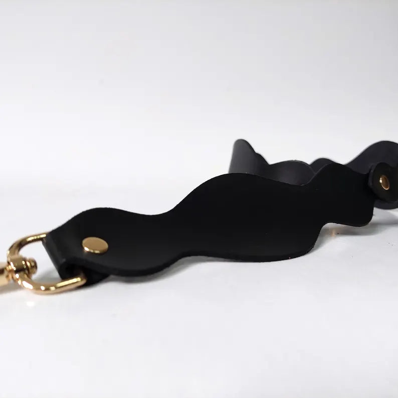 Leather shoulder strap for bags,Curved black strap,Purse handle,Crossbody handbag strap,Leather strap for shoulder bags,Detachable shoulder strap