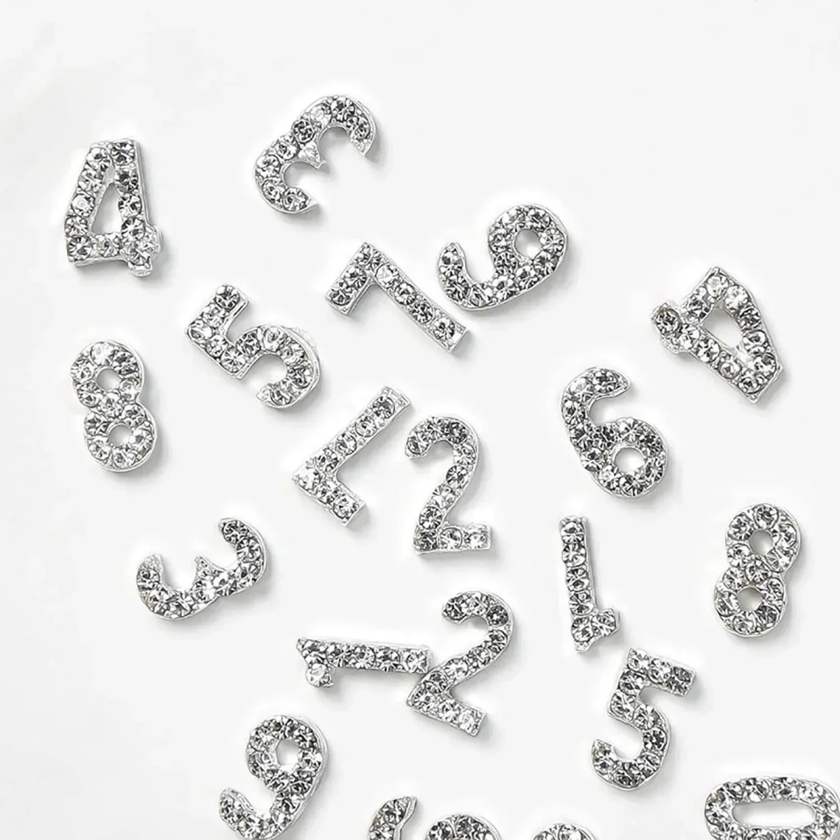 number 0 - Ava Delora